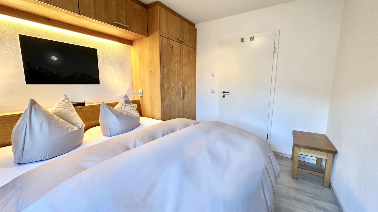 image00043 image00043